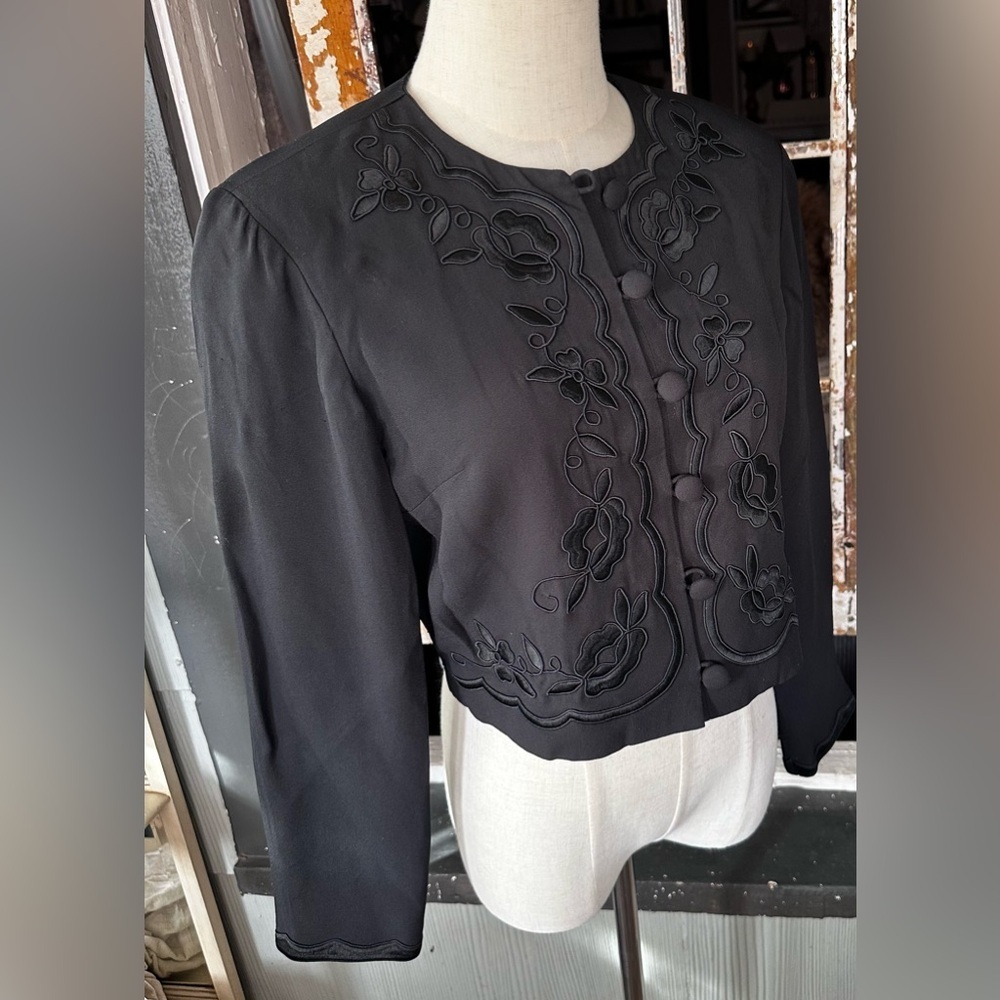 Talbots 2 Petite Black Embroidered Cropped Jacket | Floral Corded Detail - Picture 6 of 8